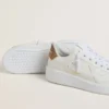 Zapatillas Purestar para mujer con estrella de piel blanca y lengüeta en el talón con cristales marrones