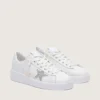 Zapatillas Purestar para mujer en piel blanca con estrella de cristal Swarovski plateada