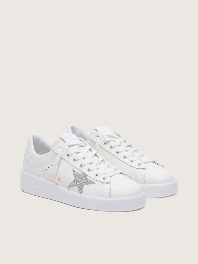 Zapatillas Purestar para mujer en piel blanca con estrella de cristal Swarovski plateada
