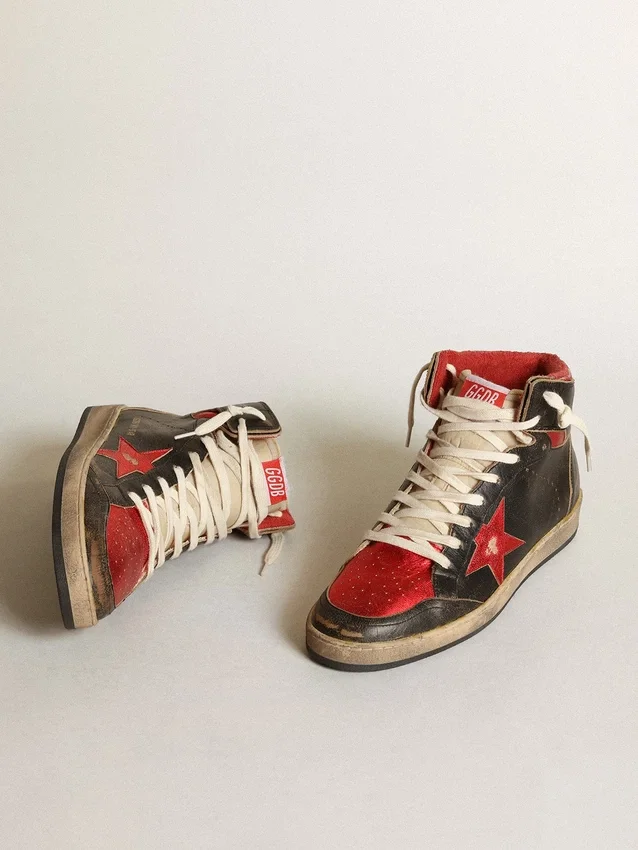 Zapatillas Sky-Star para hombre en piel negra brillante con estrella roja