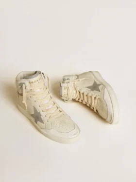 Zapatillas Sky-Star para mujer en piel con estrella de piel azul claro y lengüeta blanca en el talón