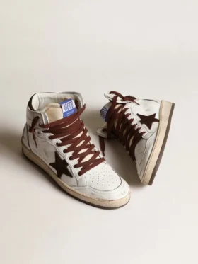 Zapatillas Sky-Star para mujer en piel napa blanca con estrella de ante color chocolate