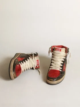 Zapatillas Sky-Star para mujer en piel negra brillante con estrella roja