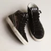 Zapatillas Slide en marrón brillante con estrella de piel negra y detalles brillantes