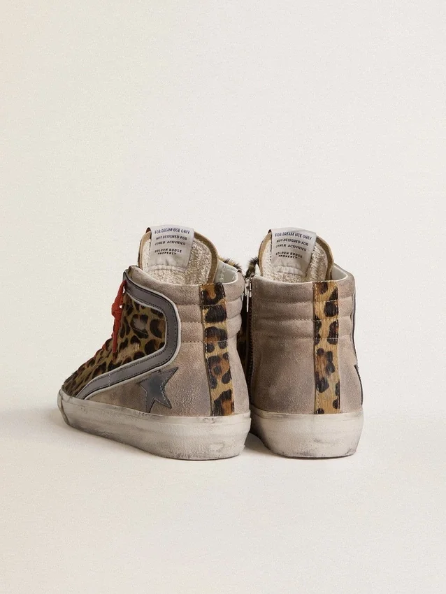 Zapatillas Slide para mujer LTD en piel de potro con estampado de leopardo, estrella de piel metalizada y detalles brillantes