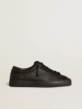 Zapatillas sostenibles Yatay Modelo 1B con parte superior de origen biológico y Y negra