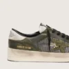 Zapatillas Stardan LTD para hombre en piel blanca y verde oliva con malla negra y estrella de piel amarilla