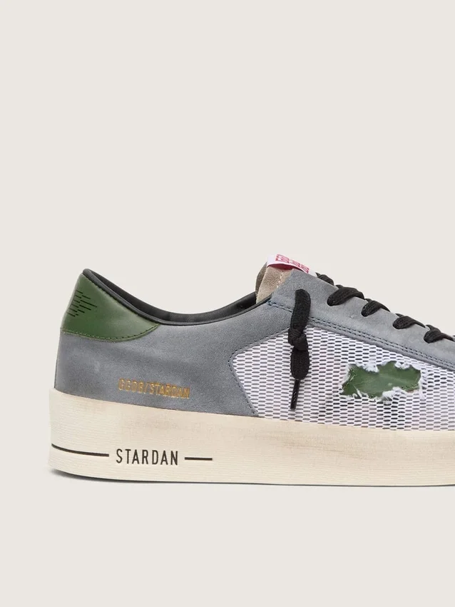 Zapatillas Stardan para hombre en ante azul claro con estrella de piel verde y lengüeta en el talón