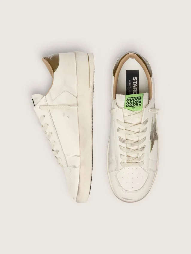 Zapatillas Stardan para hombre en piel blanca con estrella y lengüeta en el talón de piel con estampado de serpiente en verde militar