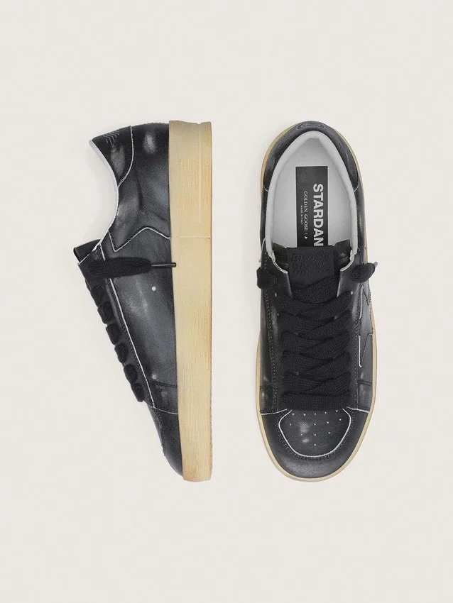 Zapatillas Stardan para hombre en piel negra con estrella y lengüeta en el talón de piel negra