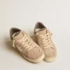Zapatillas Stardan para mujer en ante rosa antiguo con estrella y lengüeta del talón de piel blanca