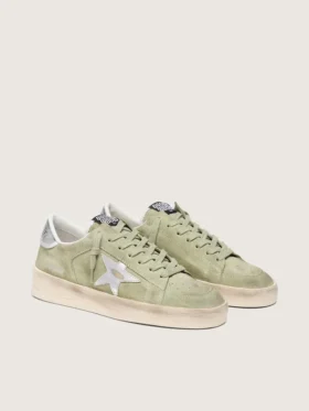 Zapatillas Stardan para mujer en ante verde salvia con estrella plateada metalizada