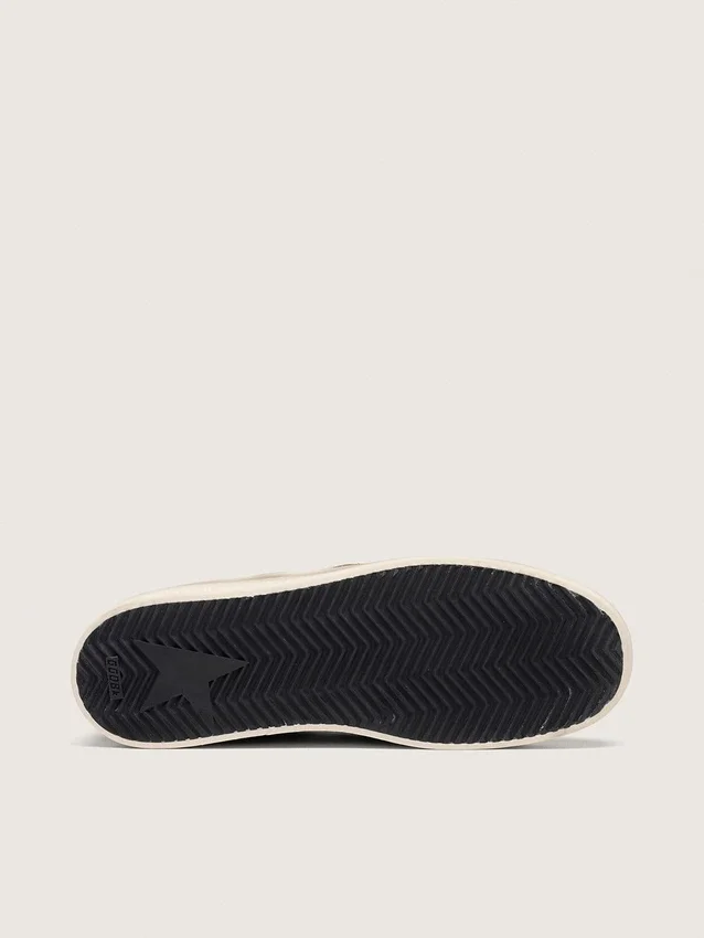 Zapatillas Stardan para mujer en ante verde salvia con estrella plateada metalizada