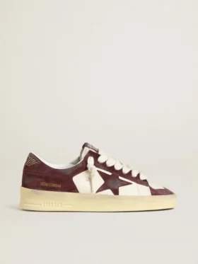 Zapatillas Stardan para mujer en napa blanca con estrella y lengüeta del talón de ante burdeos