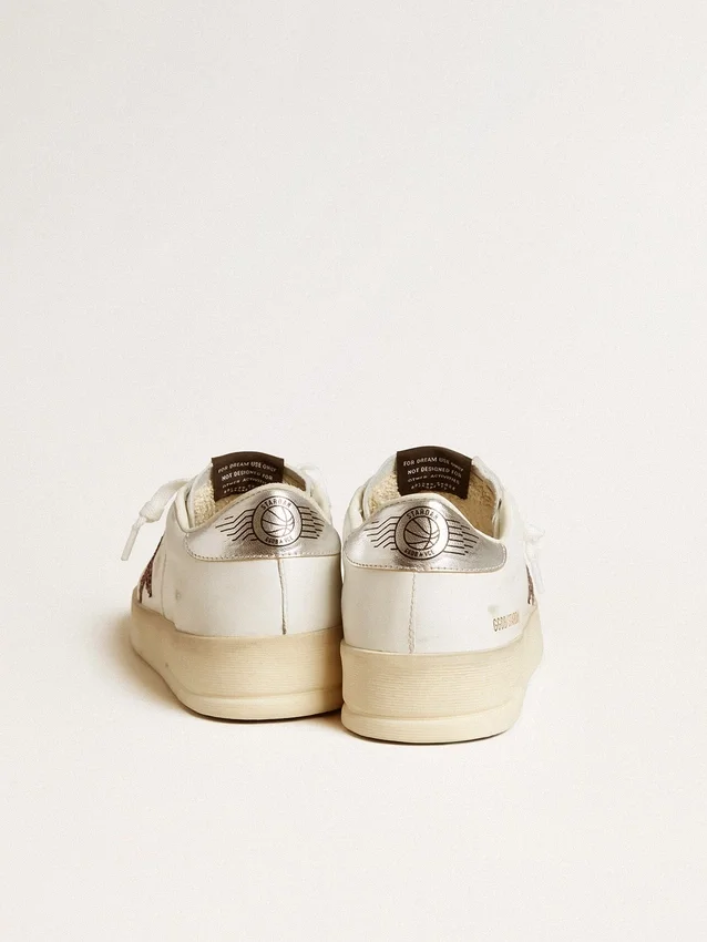 Zapatillas Stardan para mujer en napa con estrella brillante y lengüeta del talón de piel metalizada