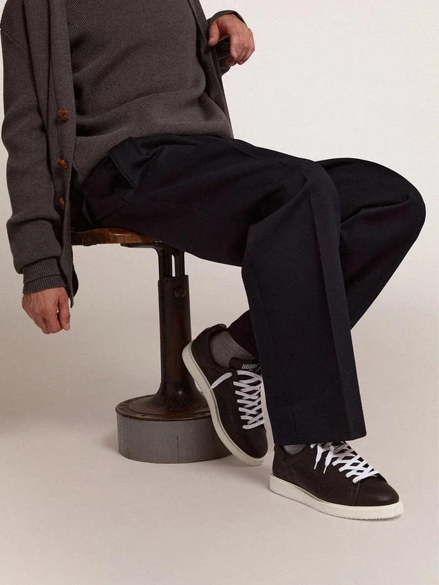 Zapatillas Starter para hombre de piel con estrella estampada en la lengüeta del talón