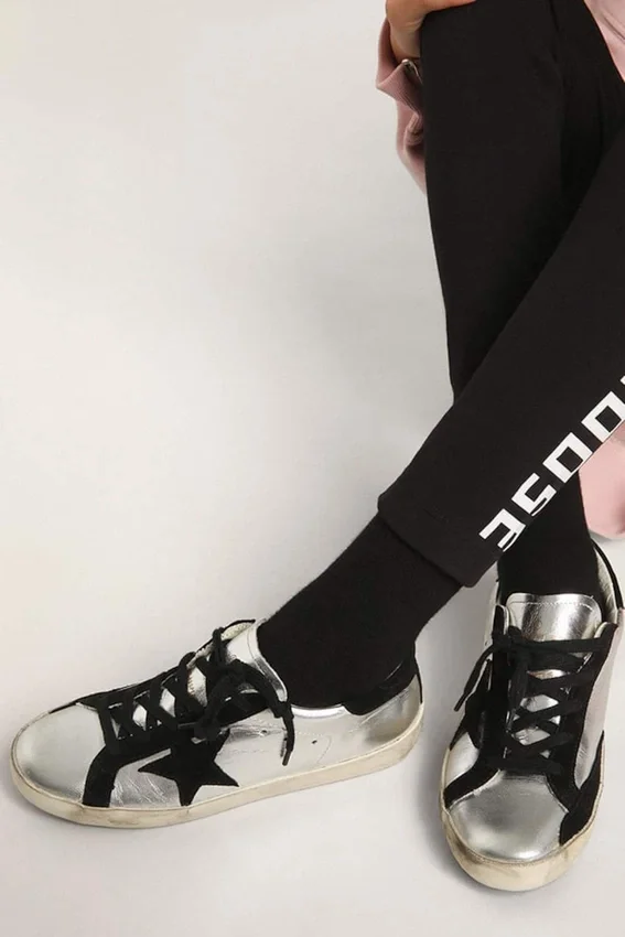 Zapatillas Super-Star de piel plateada con inserciones de ante