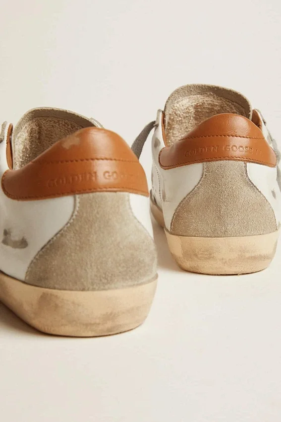 Zapatillas Super-Star para hombre con estrella de ante y lengüeta marrón en el talón