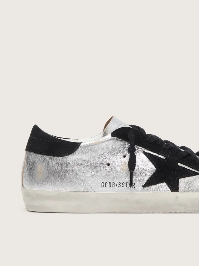 Zapatillas Super-Star para mujer en piel plateada con inserciones en contraste