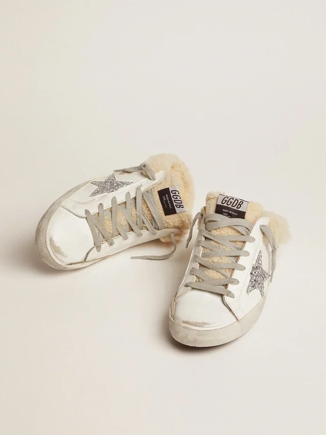 Zapatillas Super-Star Sabot para mujer en piel blanca y forro de piel de oveja