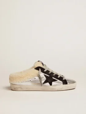 Zapatillas Super-Star Sabot para mujer en piel laminada plateada con estrella negra