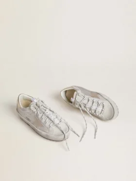 Zapatillas Super-Star Ski para mujer en nailon gris claro con estrella y lengüeta en el talón de piel metalizada