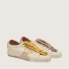 Zapatillas True-Star para mujer en piel napa blanca con estrella dorada y lengüeta del talón de ante beige