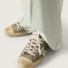 Zapatillas V-Star para hombre en ante gris paloma con estrella de piel metalizada plateada