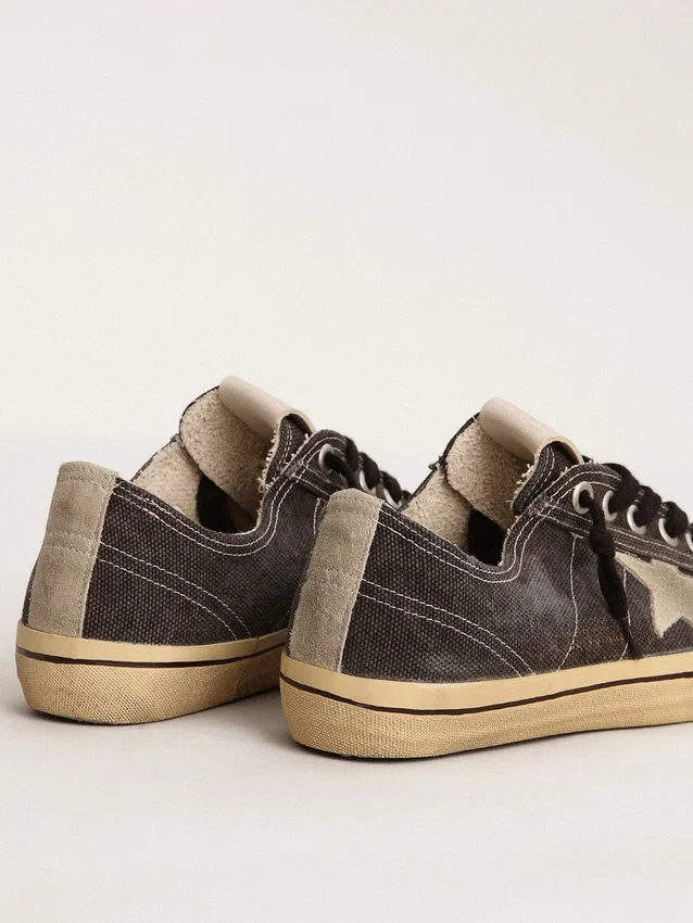 Zapatillas V-Star para hombre en lona negra con estrella y talón en gris hielo