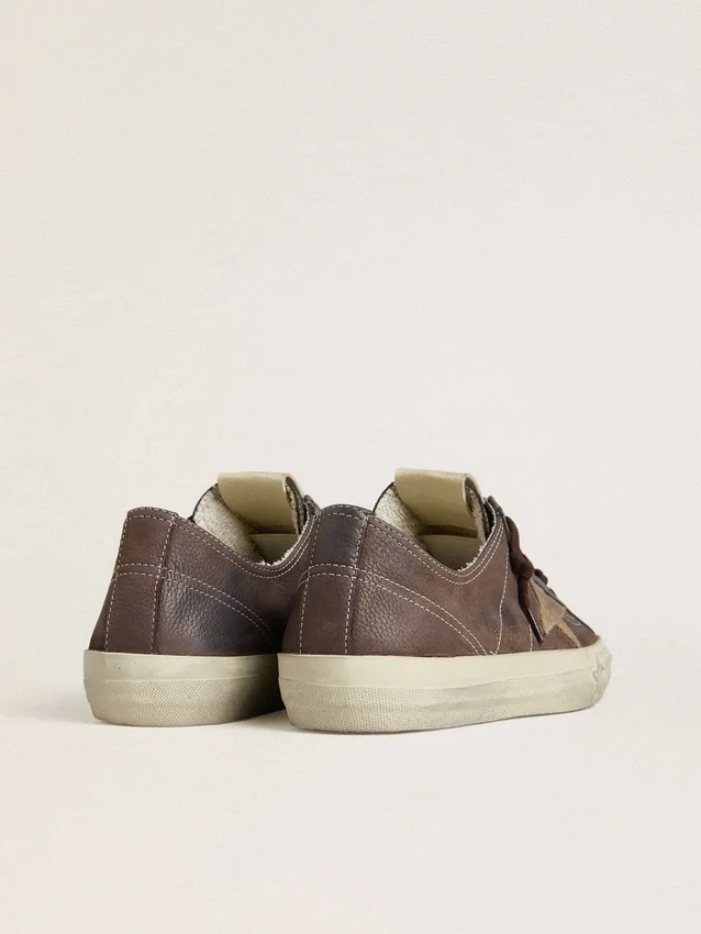 Zapatillas V-Star para mujer en nubuck marrón con estrella de ante color tabaco
