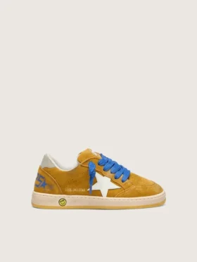 Zapatillas «Young Ball Star» en ante ocre con estrella y lengüeta en el talón de piel blanca brillante
