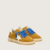 Zapatillas «Young Ball Star» en ante ocre con estrella y lengüeta en el talón de piel blanca brillante