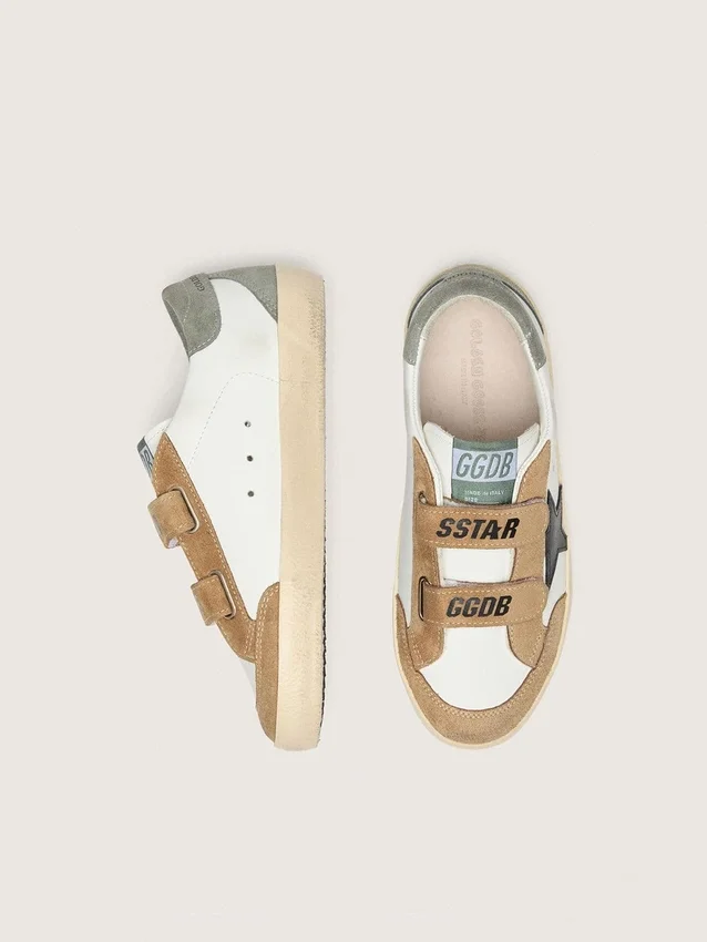 Zapatillas «Young Old School» con estrella de piel negra e inserciones de ante beige y verde