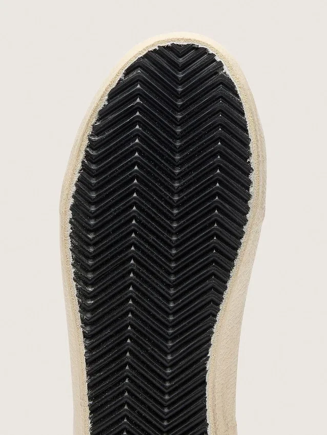 Zapatillas «Young Old School» con estrella de piel negra e inserciones de ante beige y verde