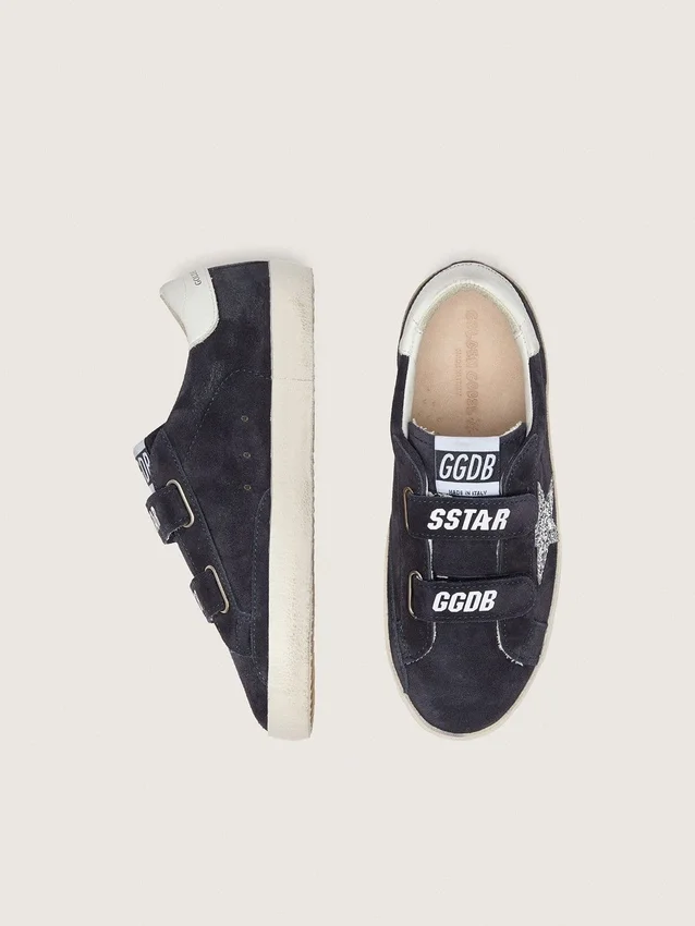 Zapatillas «Young Old School» de ante azul con estrella plateada brillante y lengüeta de cuero blanco en el talón
