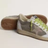 Zapatos «Ball Star» para hombre en ante gris con estrella de ante rosa antiguo y lengüeta del talón de piel beige