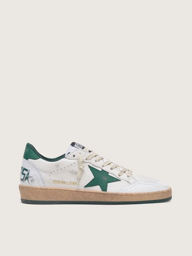 Zapatos Ball Star para mujer en piel napa blanca con estrella y lengüeta del talón de piel verde