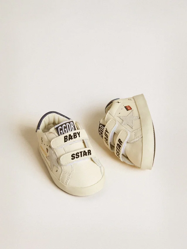 Zapatos escolares para bebé en piel napa con estampado musical y estrella de ante blanco