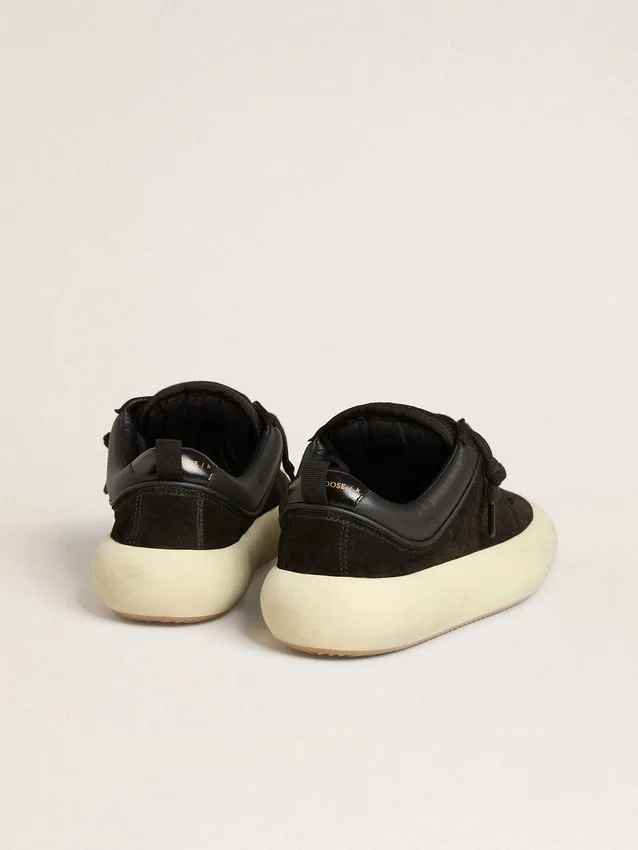 Zapatos Space-Star Cube para hombre en ante negro con estrella perforada