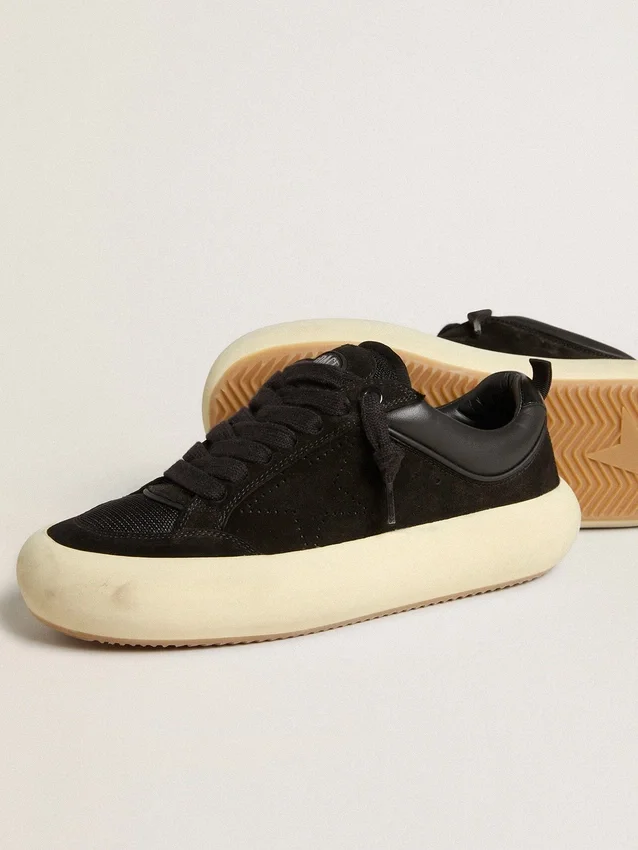 Zapatos Space-Star Cube para mujer en ante negro con estrella perforada