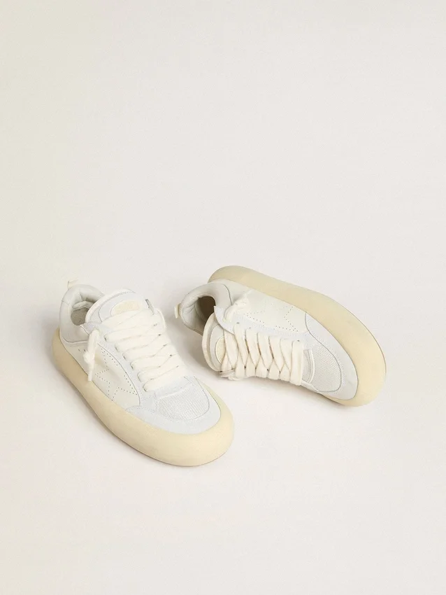 Zapatos Space-Star Cube para mujer en piel blanca con estrella perforada
