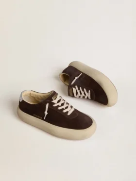 Zapatos Space-Star para hombre en ante marrón oscuro con lengüeta del talón plateada metalizada