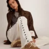 Zapatos Space-Star para mujer en ante color tabaco con forro de piel de oveja