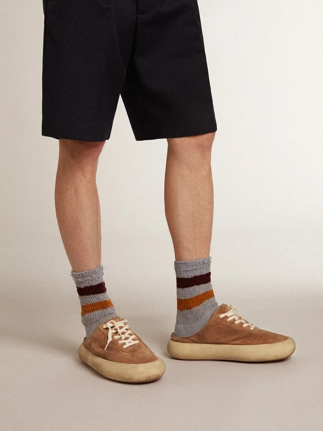 Zapatos tipo sabot Space-Star para hombre en ante color tabaco con estrella perforada