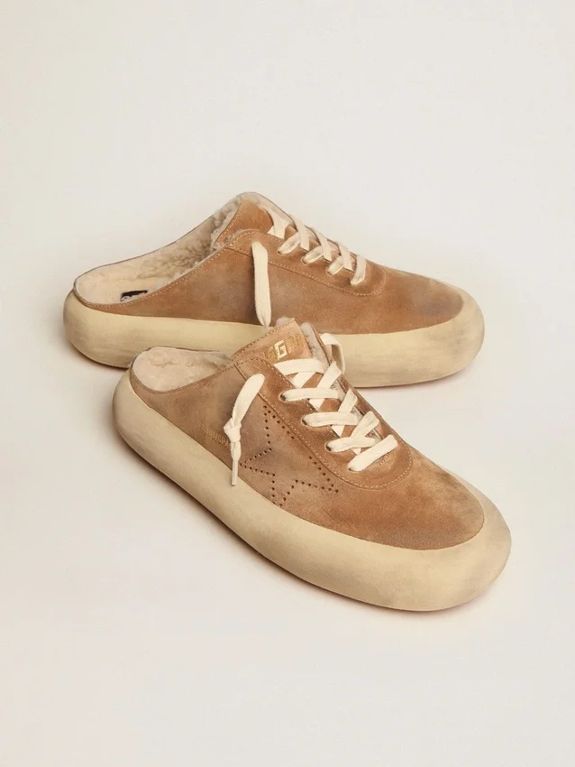 Zapatos tipo sabot Space-Star para mujer en ante color tabaco con forro de piel de oveja