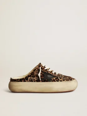 Zapatos tipo sabot «Space-Star» para mujer en piel de potro con estampado de leopardo y estrella negra