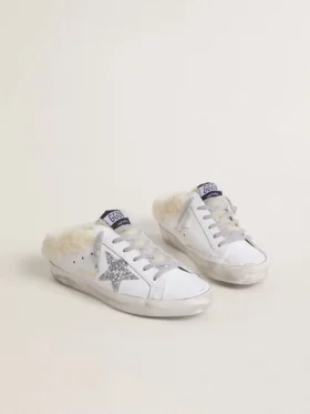 Zapatos tipo Super-Star Sabot de piel blanca con forro de piel de oveja y estrella plateada